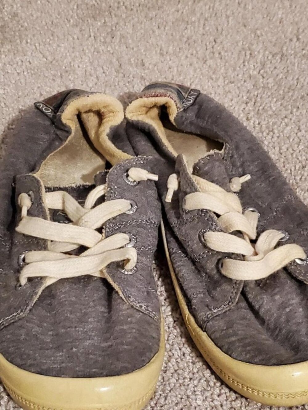 Roxy Rory Gray Canvas Slip On Sneakers Knotted Laces